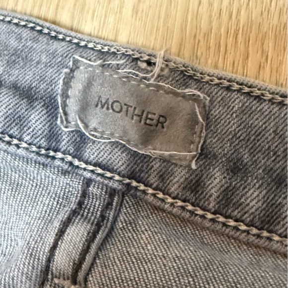 MOTHER The Scrapper Cuff Ankle Fray Women’s Gray Jeans with Distressed Details - Picture 9 of 12